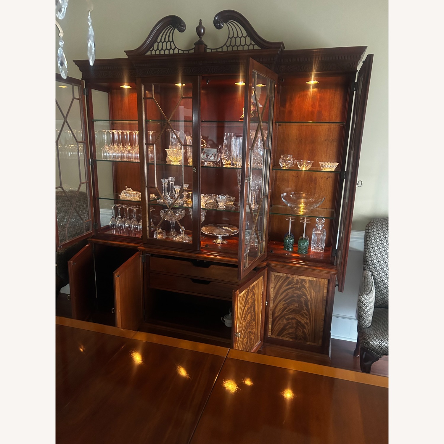Stickley Inlaid Mahogany China Cabinet  - image-3