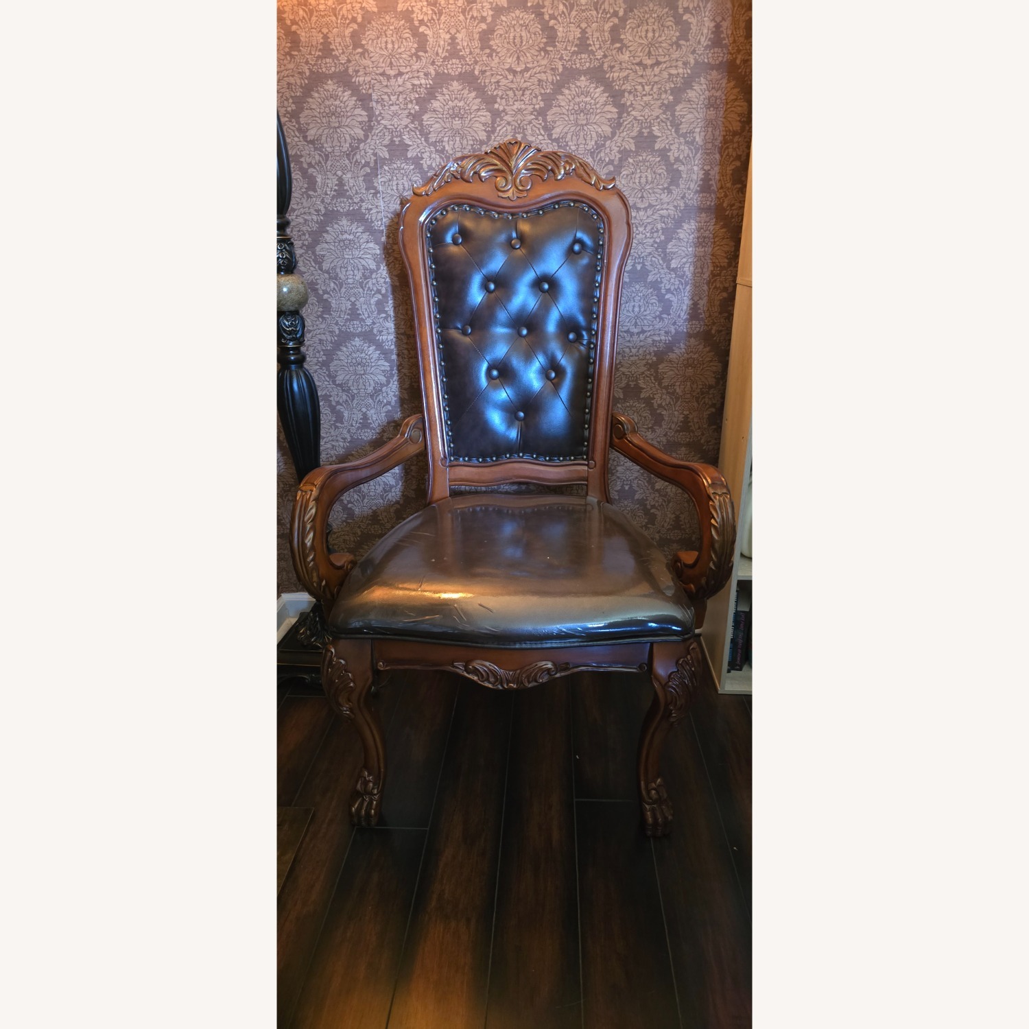 ACME Dresden Executive Desk & Chair - image-10