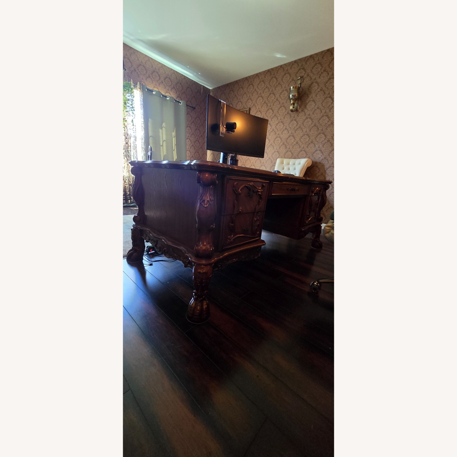 ACME Dresden Executive Desk & Chair - image-4