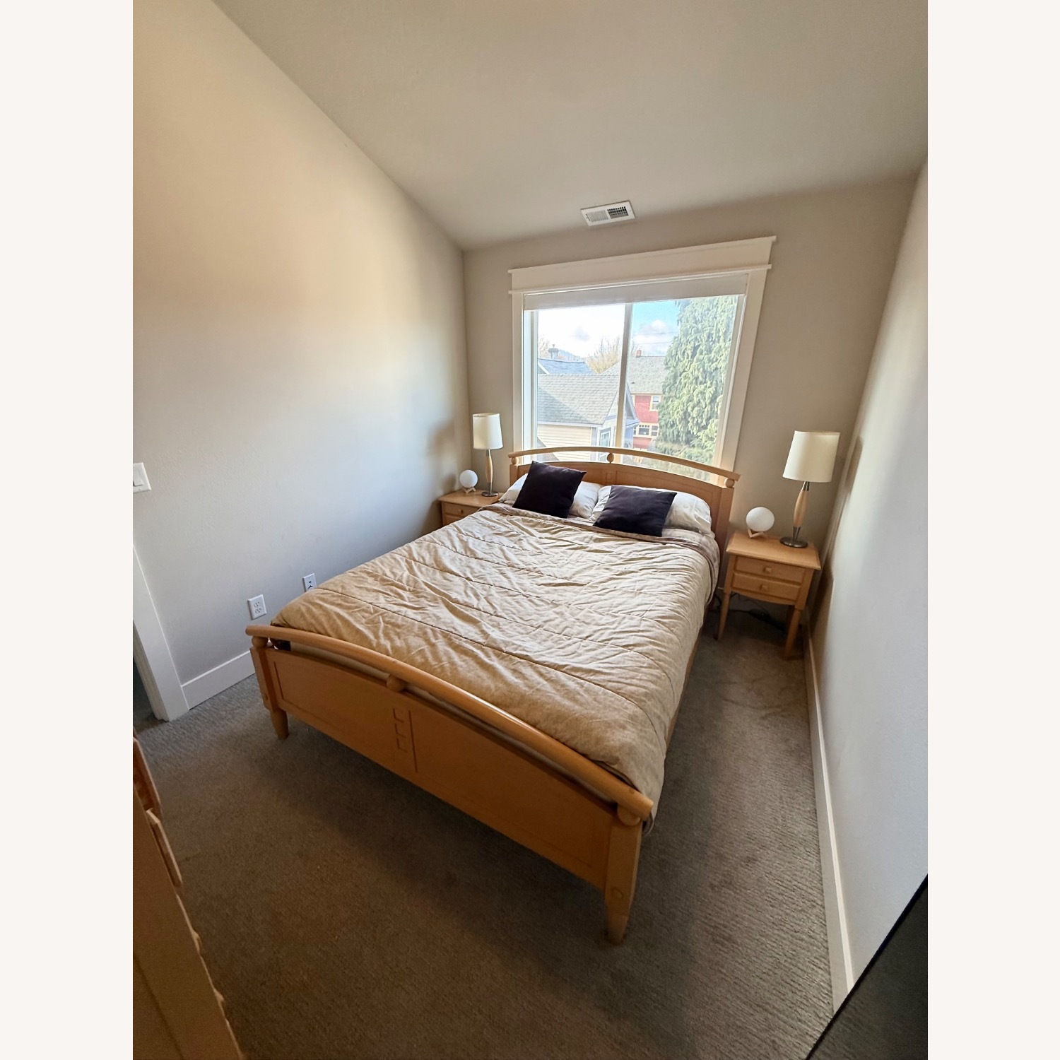 Ethan Allen Light Brown Wood Queen Bed - image-8