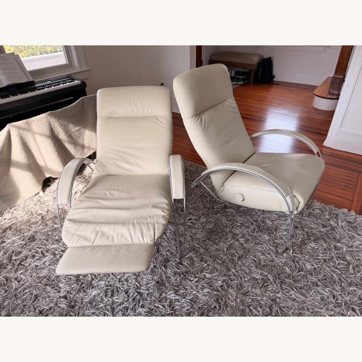 BoConcept Lafer Leather Recliner - image-4