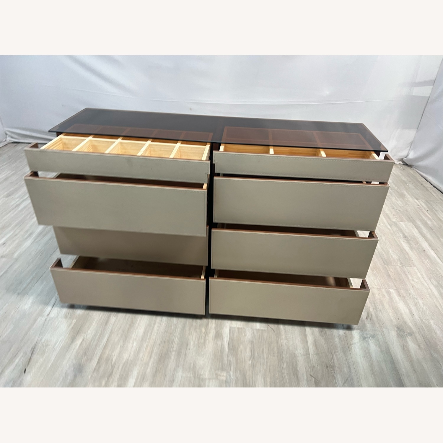 Parkerless Luxury Jewelry Display Door Cabinet - image-4