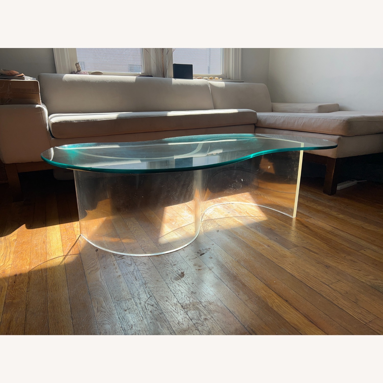 Vintage/Antique Transparent Coffee Table - image-2