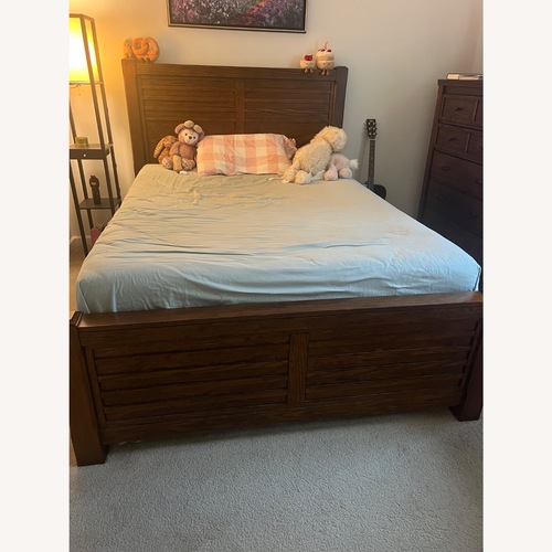 Used Ashley Furniture Queen Bed for sale on AptDeco
