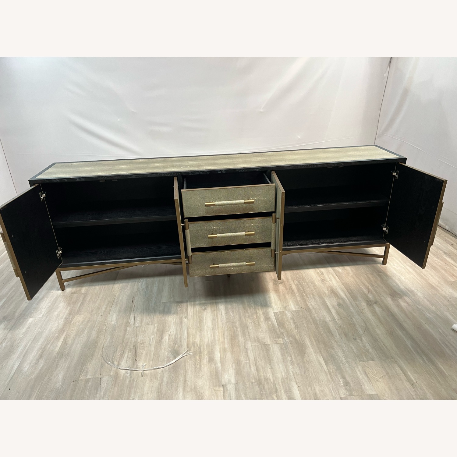 Moe's Home Collection Mako Sideboard Large Grey - image-6