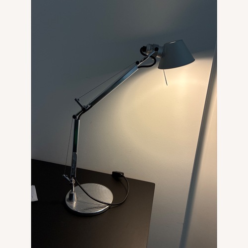 Used Artemide Tolomeo Light Gray Metal Table Lamp for sale on AptDeco