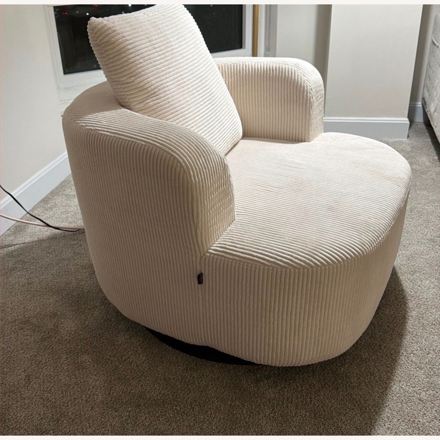 Rotating Sofa Chair - image-3