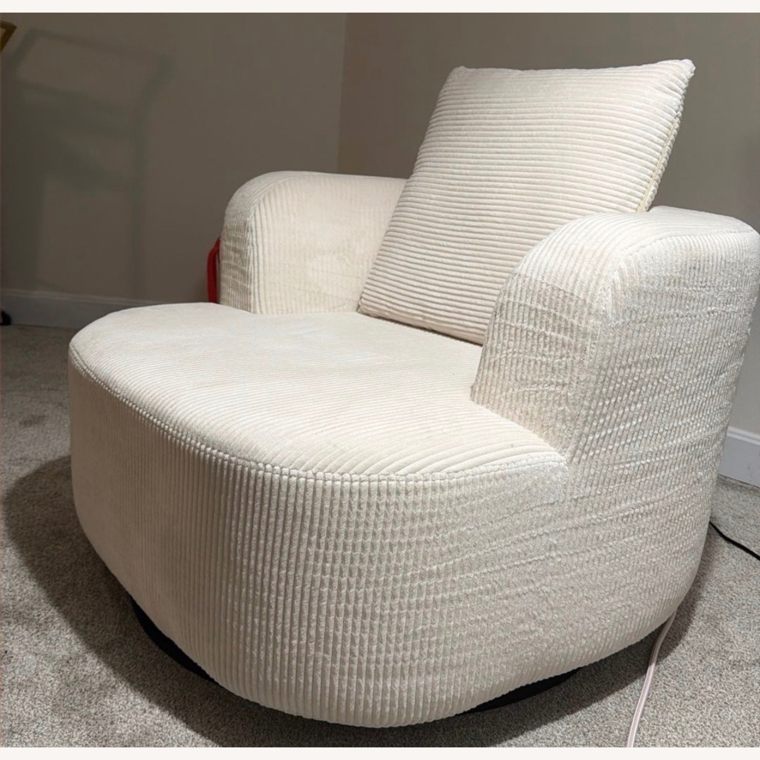 Rotating Sofa Chair - image-2