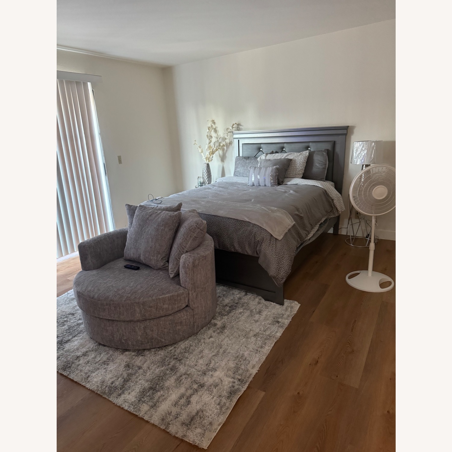 Living Spaces Light Gray Ottoman - image-3