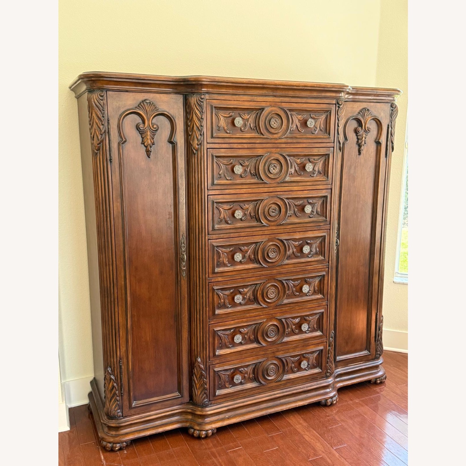 Hooker Furniture Corporation Armoire - image-2