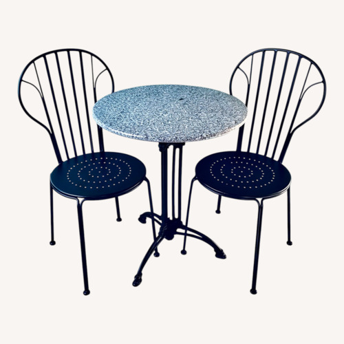 Used Black Patio Furniture for sale on AptDeco