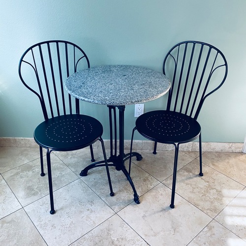 Used Black Patio Furniture for sale on AptDeco
