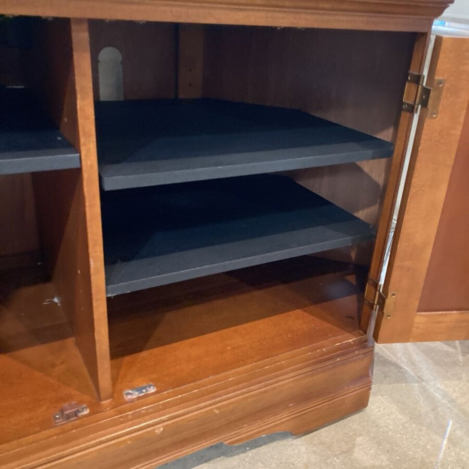 Hooker Furniture Wood Corner Stand Media Console - image-7