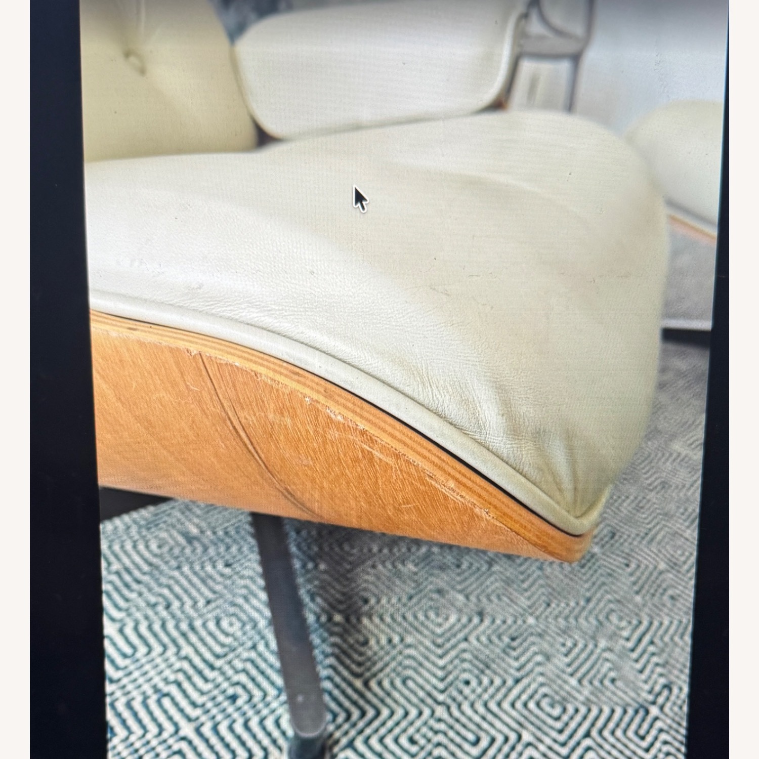 Eames Lounge and Ottoman Chair - image-18