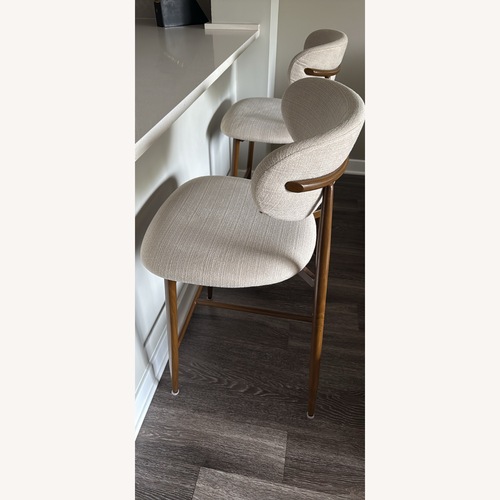 Used Amazon Bar Stools White Stools for sale on AptDeco