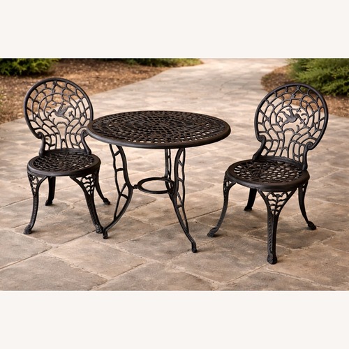 Used Vintage/Antique Black Patio Furniture for sale on AptDeco