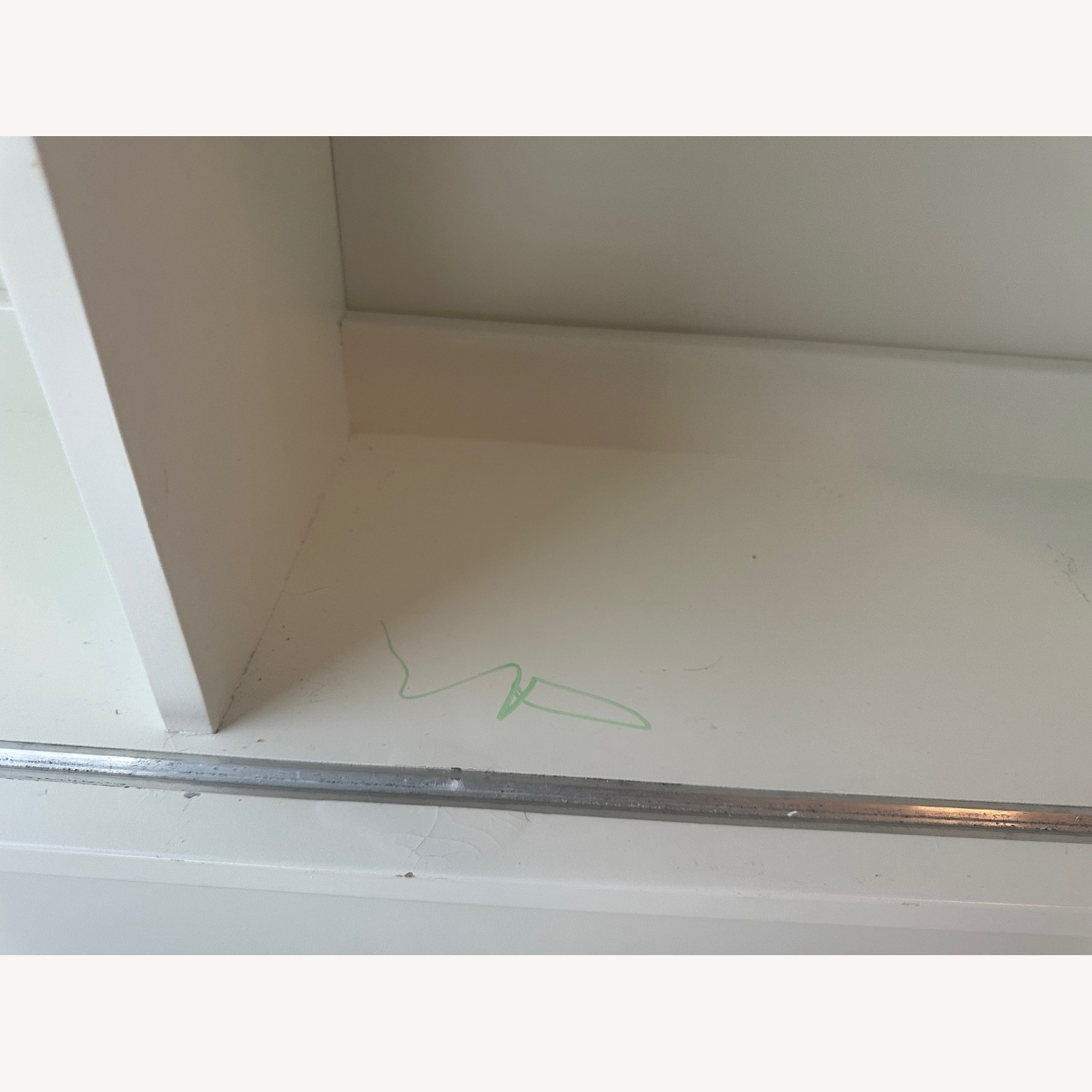 White Wood Twin Bed - image-4