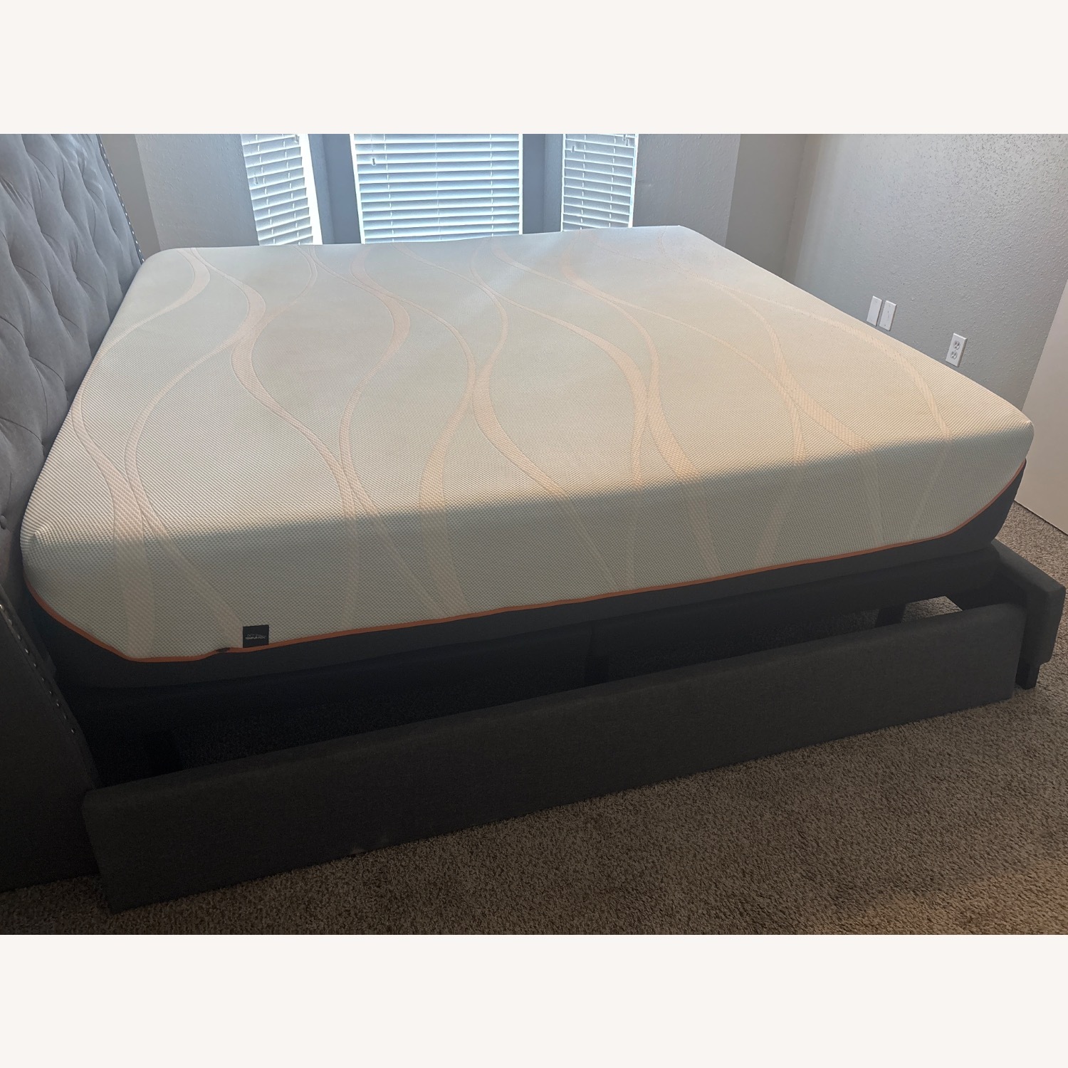 White King Bed - image-7