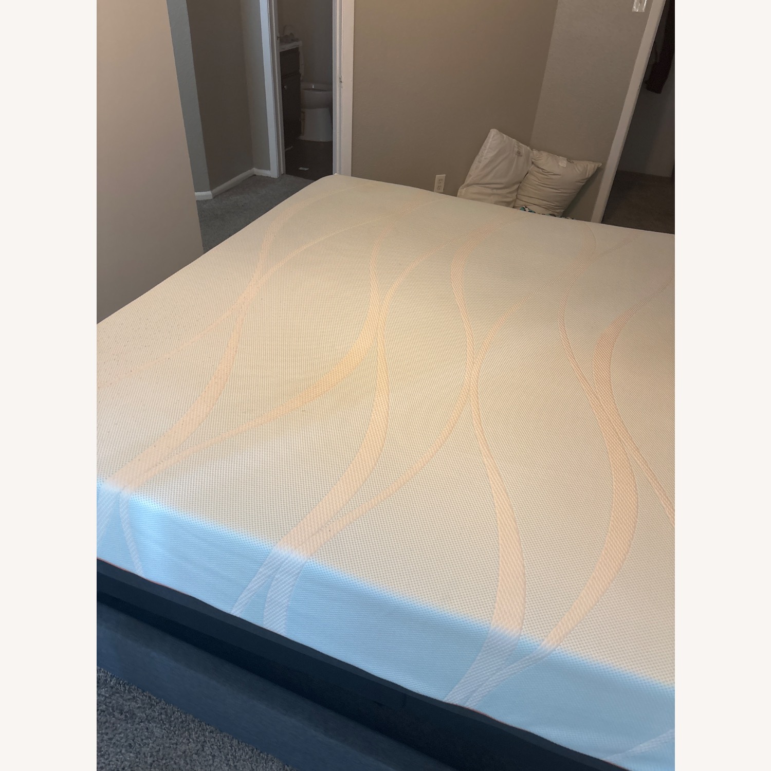 White King Bed - image-4