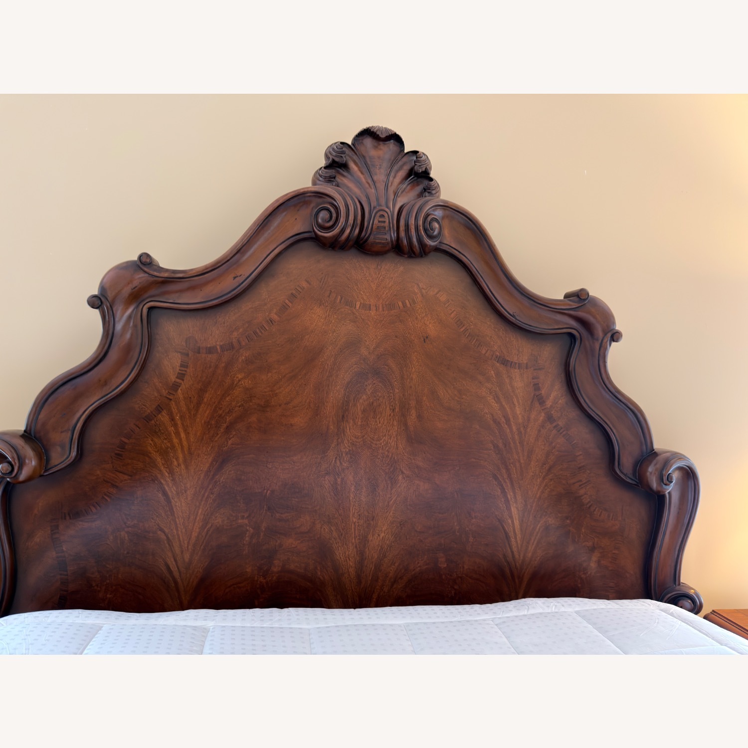 Thomasville Furniture Hemingway Queen Bed - image-5