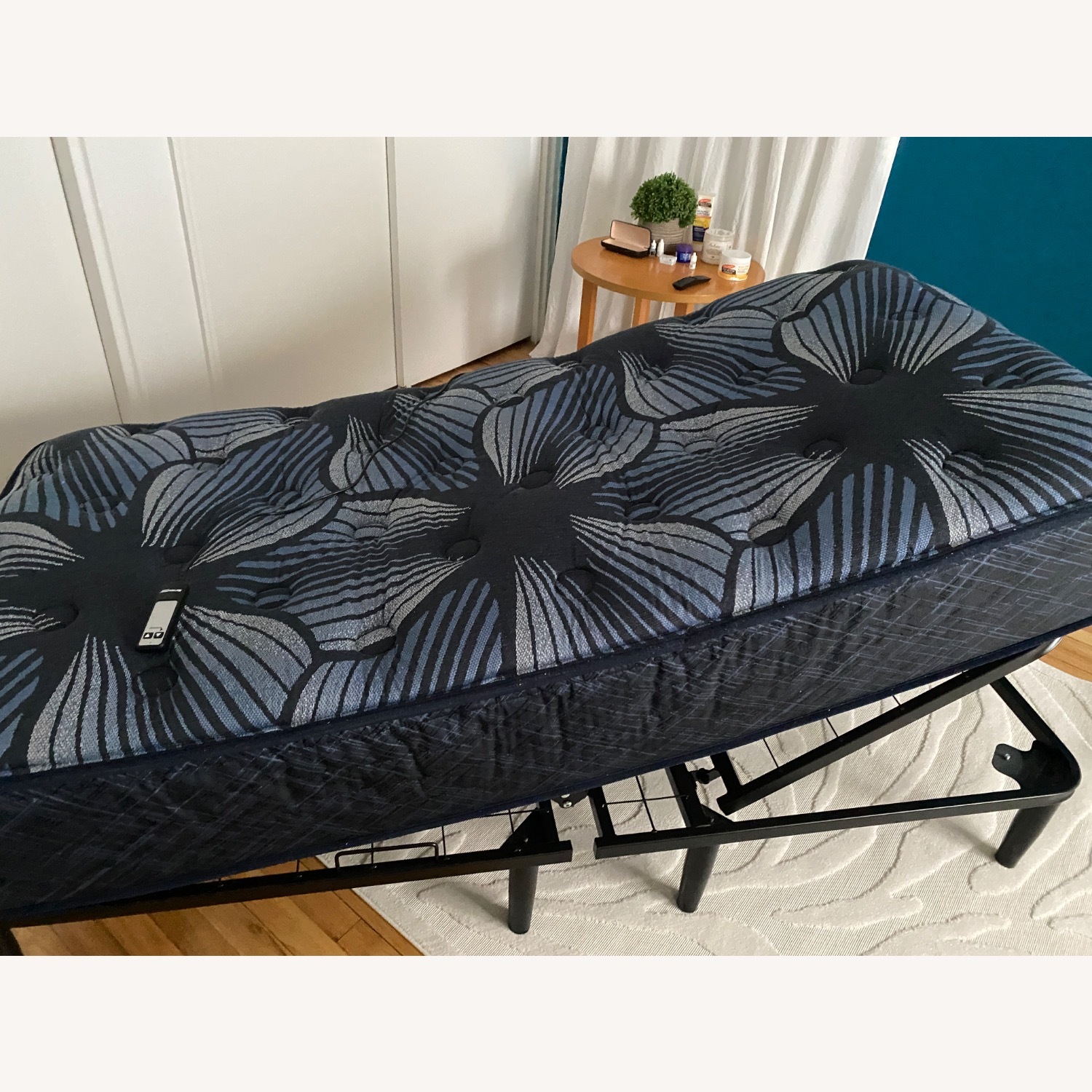 TWIN ADJUSTABLE BASE FRAME ( FRAME ONLY) - image-1