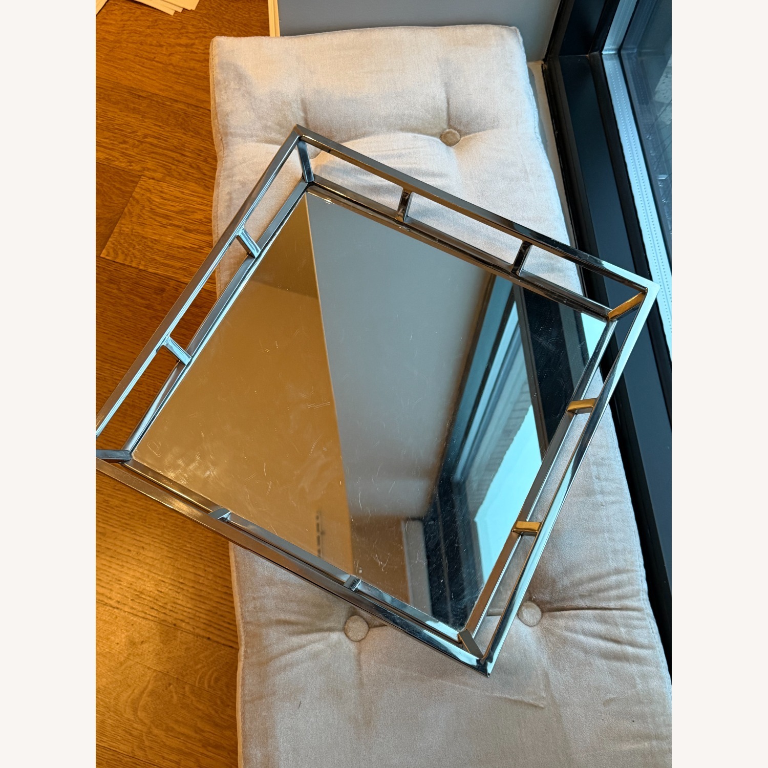 Mirrored Tray - image-1