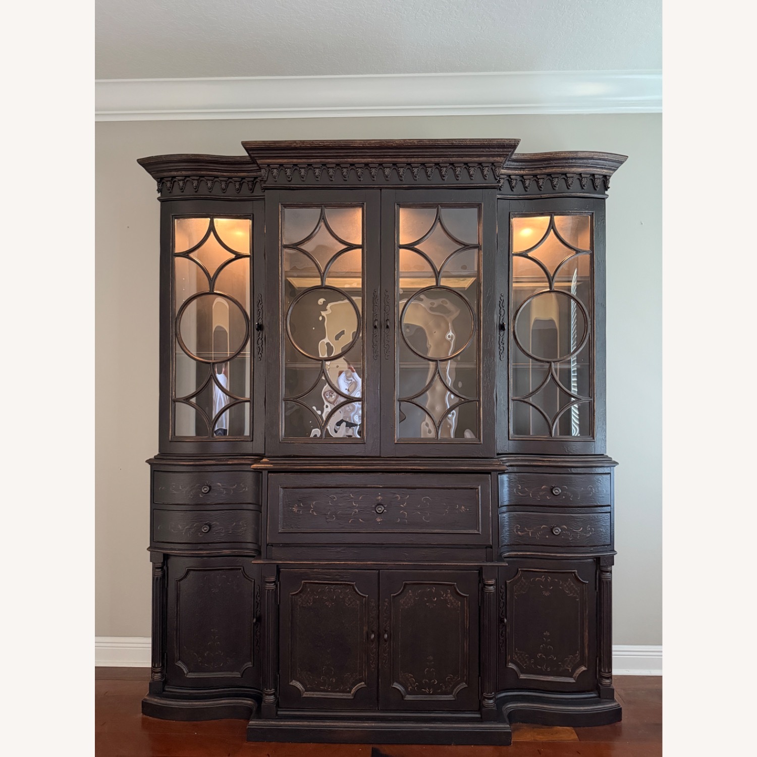 Hooker Furniture Seven Seas Cabinet / Hutch - image-3