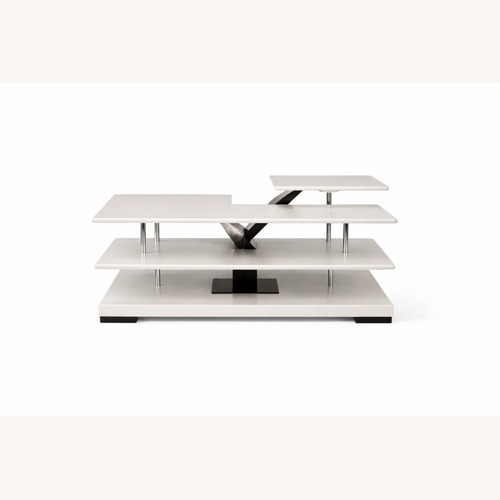 Used White Coffee Table for sale on AptDeco