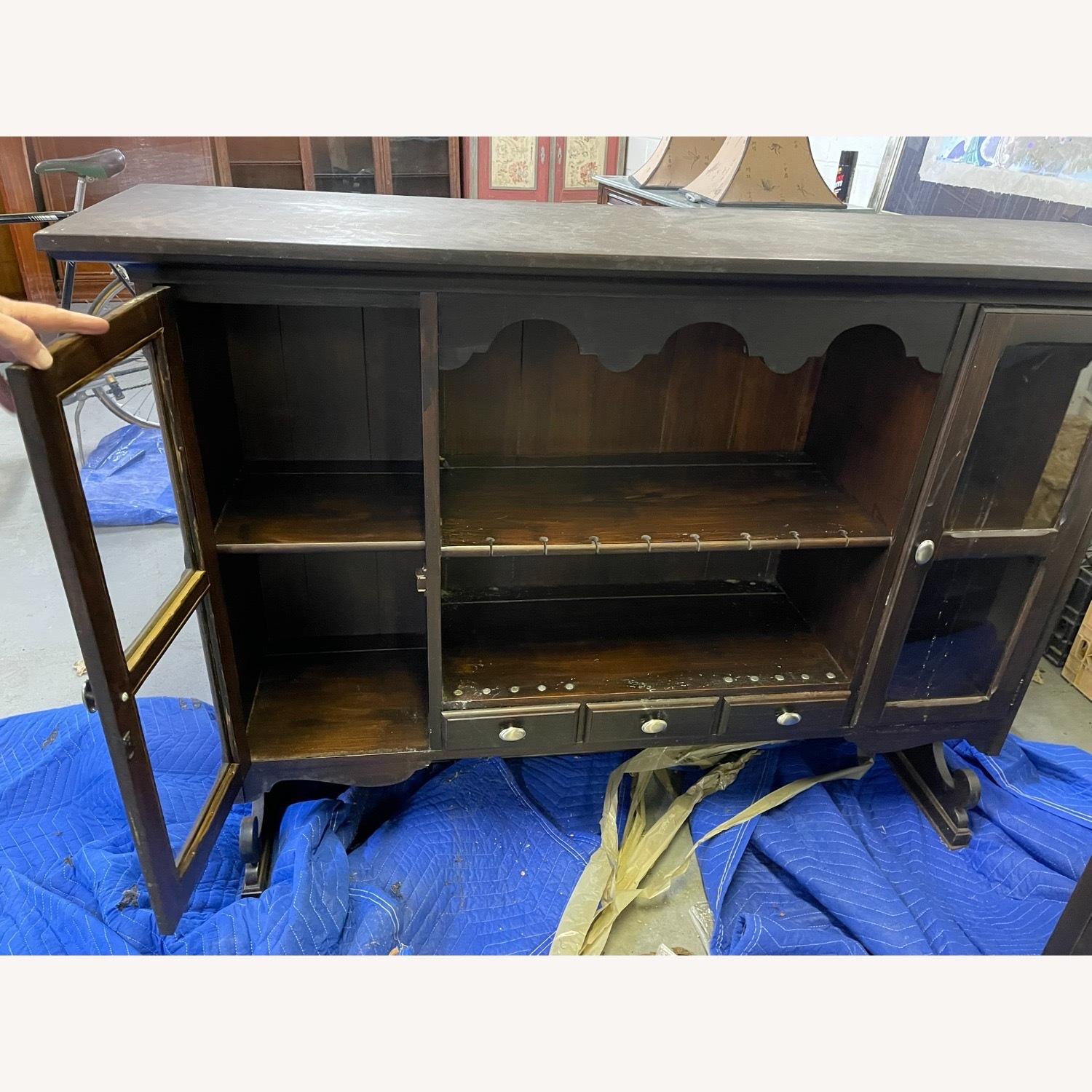 Broyhill Furniture Dining Room Hutch - Refurbished - image-10