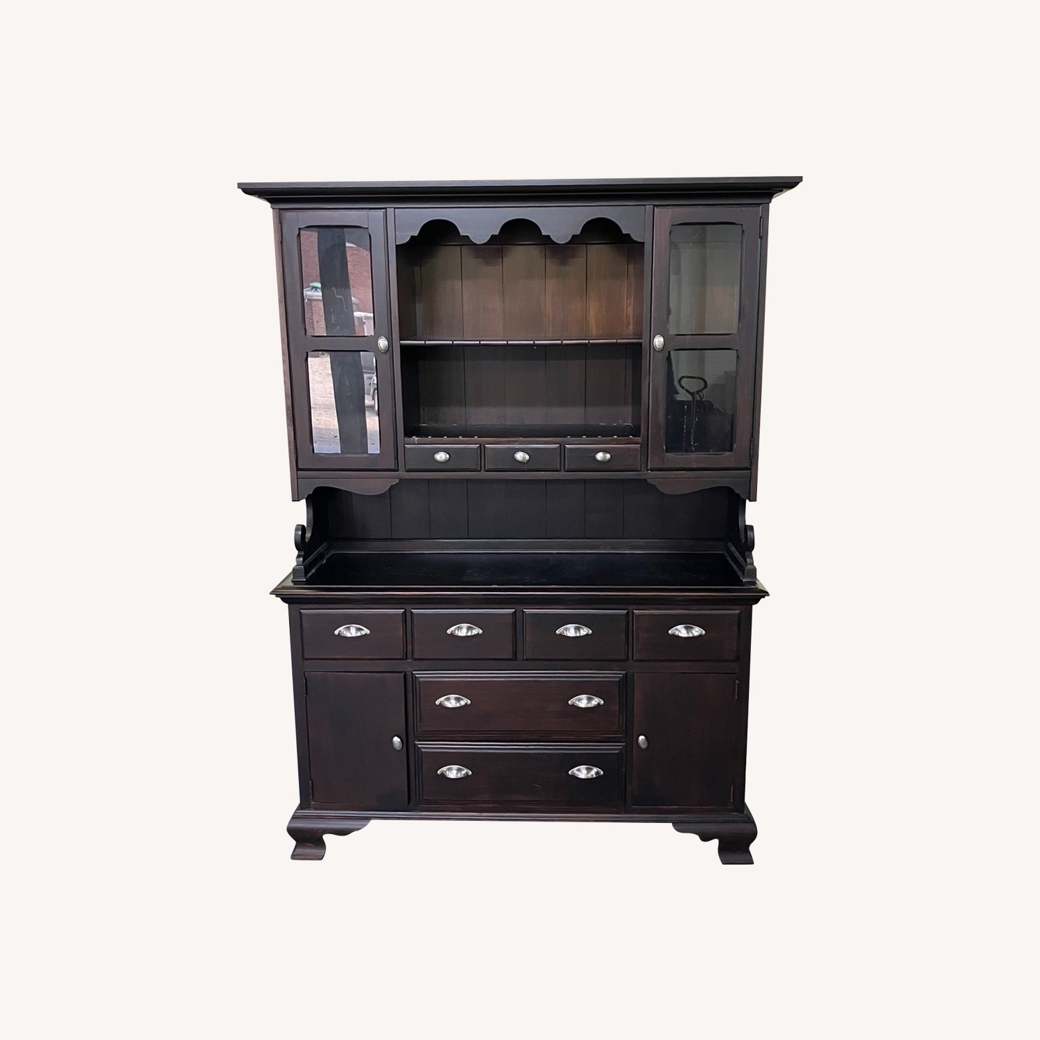 Broyhill Furniture Dining Room Hutch - Refurbished - image-15