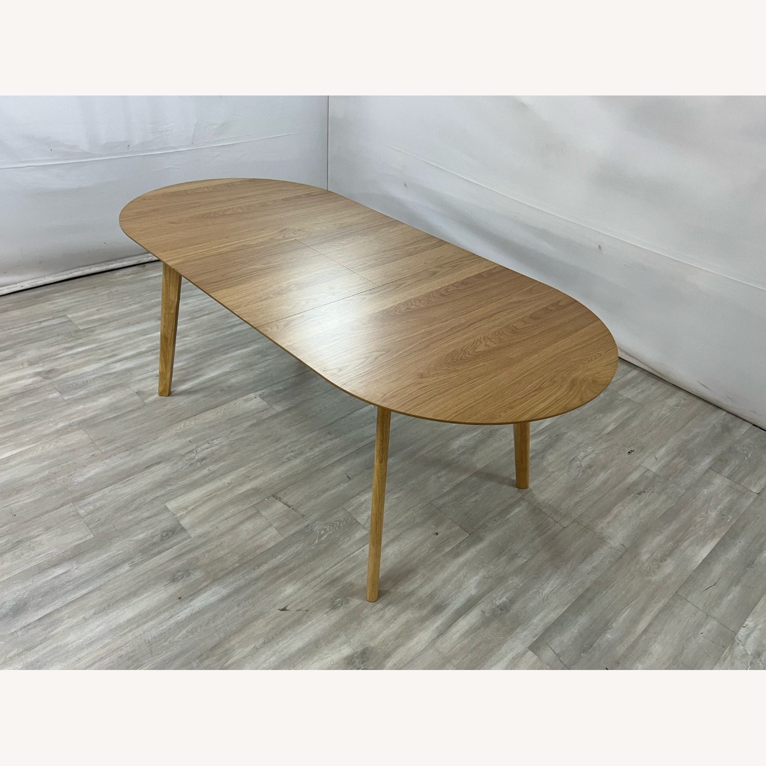 Hoft Homes Werner Extendable Dining Table - Oak - image-8