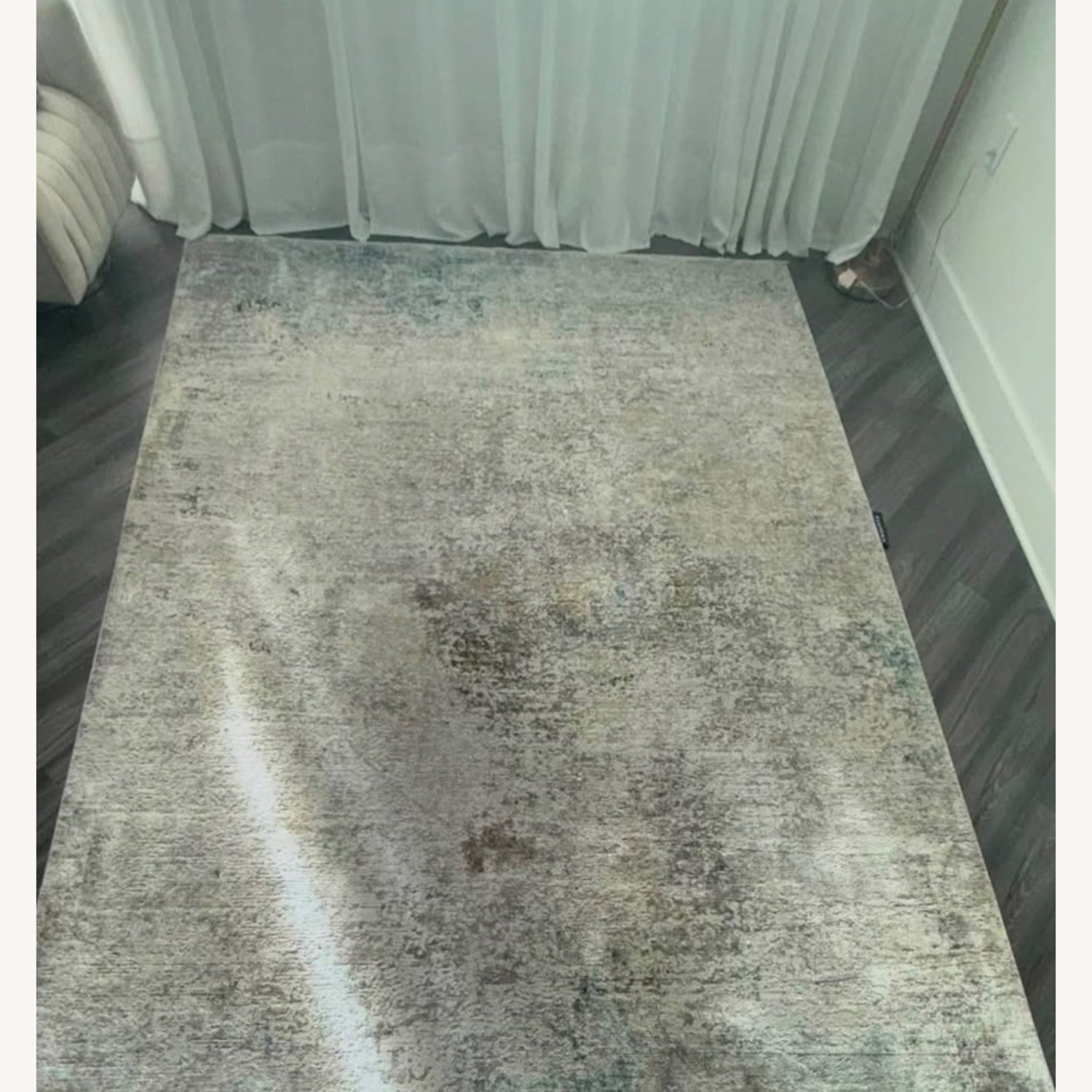 Safavieh Light Gray Area Rug 8' x 10' - image-2