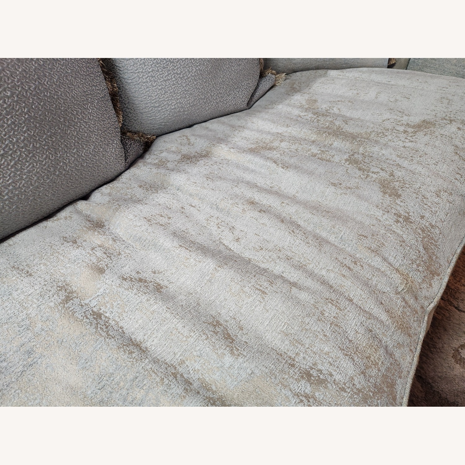 Lexington Furniture Velvet 3+ Seater Sofa - image-2