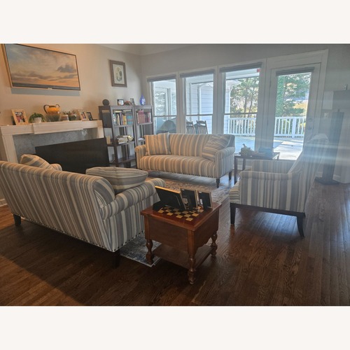 Used Kincaid Furniture 2 Seater Sofa for sale on AptDeco