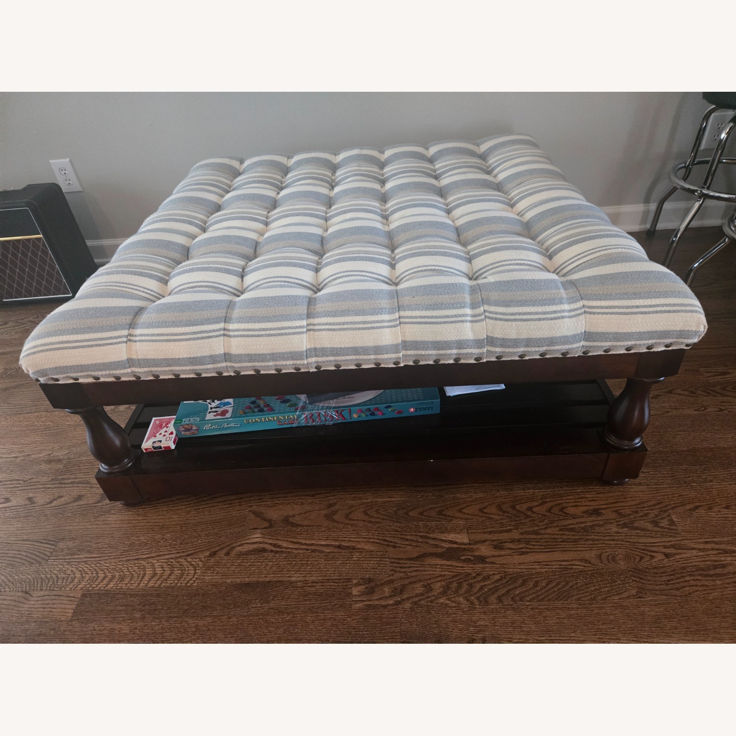 Kincaid Furniture 2 Seater Sofa - image-7