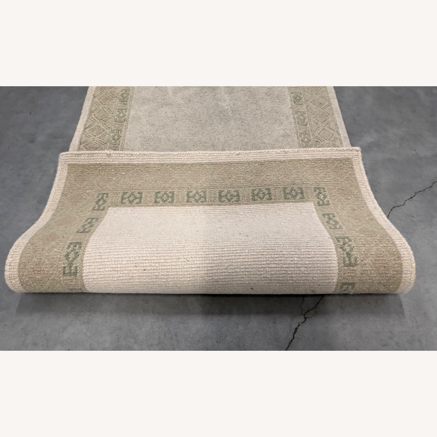 Handknotted 100% NZ Wool Rug Made in Nepal - image-9