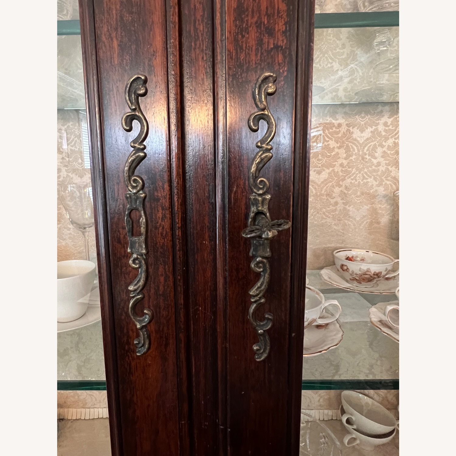 Vintage/Antique 2pc Breakfront  - image-9