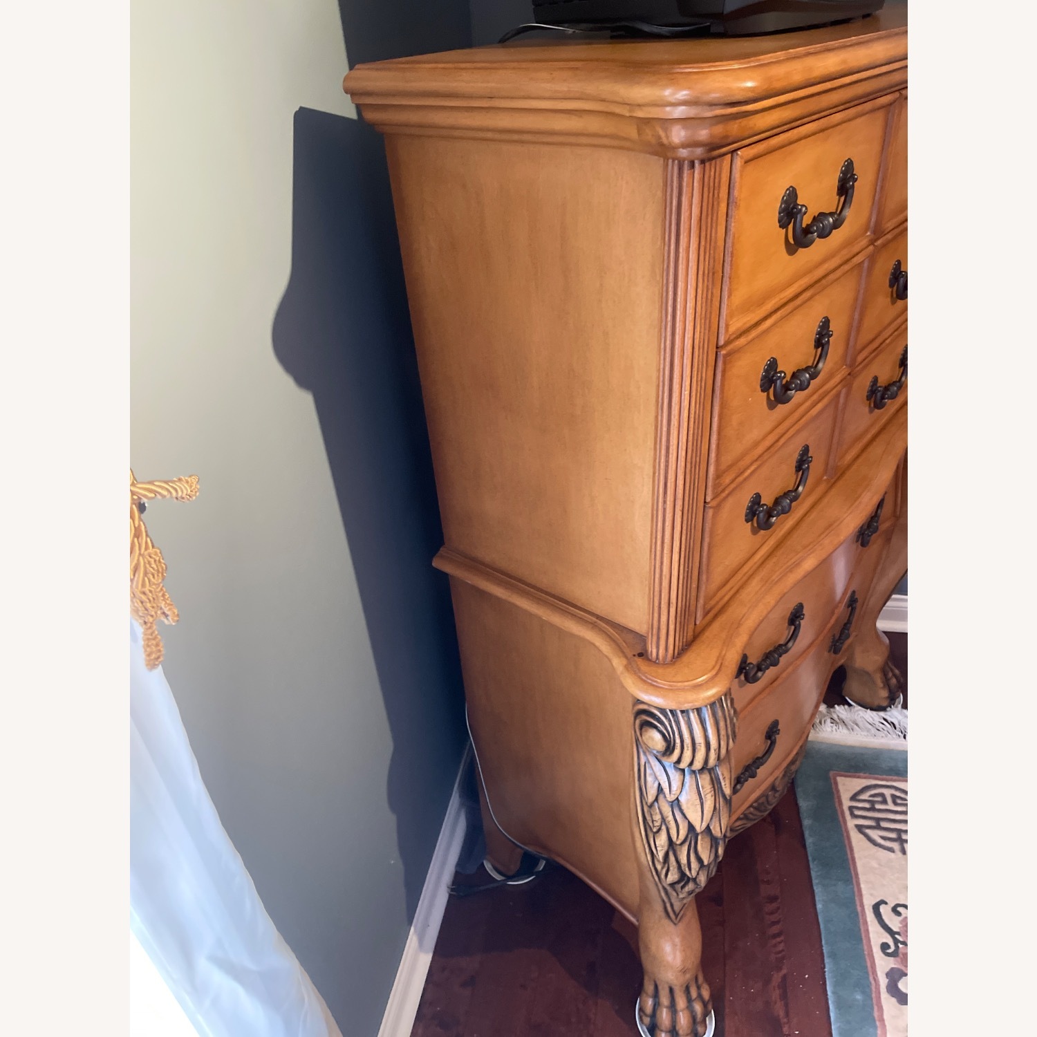 Classic Dresser Amish Wood - image-3