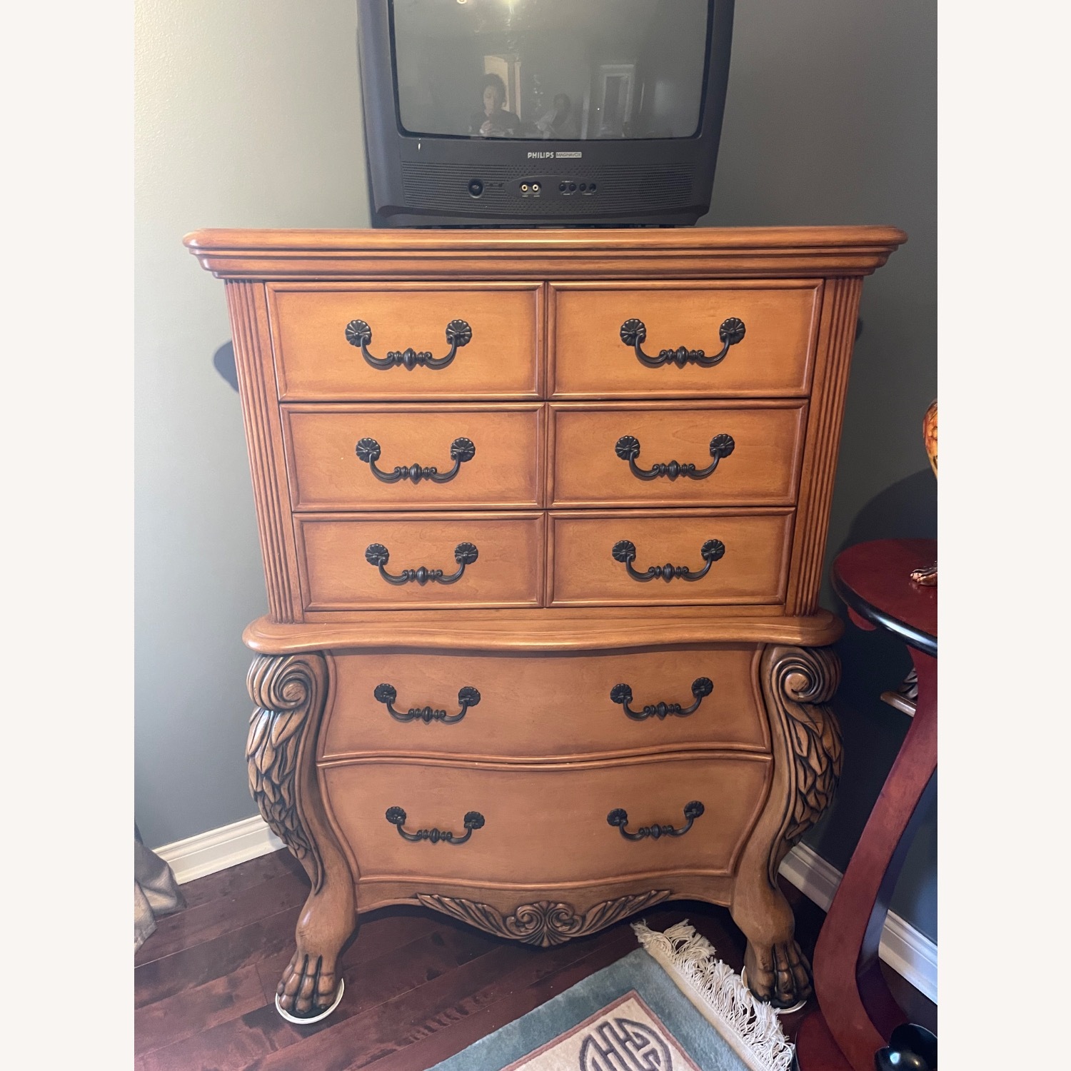 Classic Dresser Amish Wood - image-2