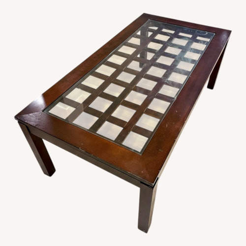 Used Raymour & Flanigan Coffee Table for sale on AptDeco