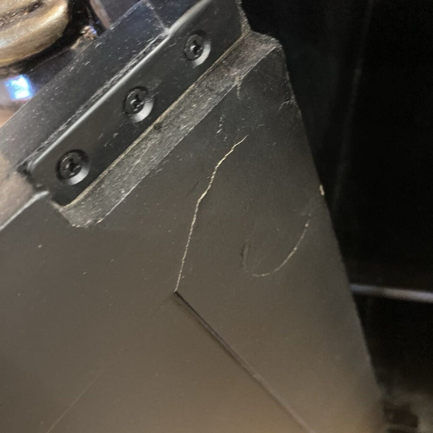 Ornate Leaf Motif Curved Buffet - image-8