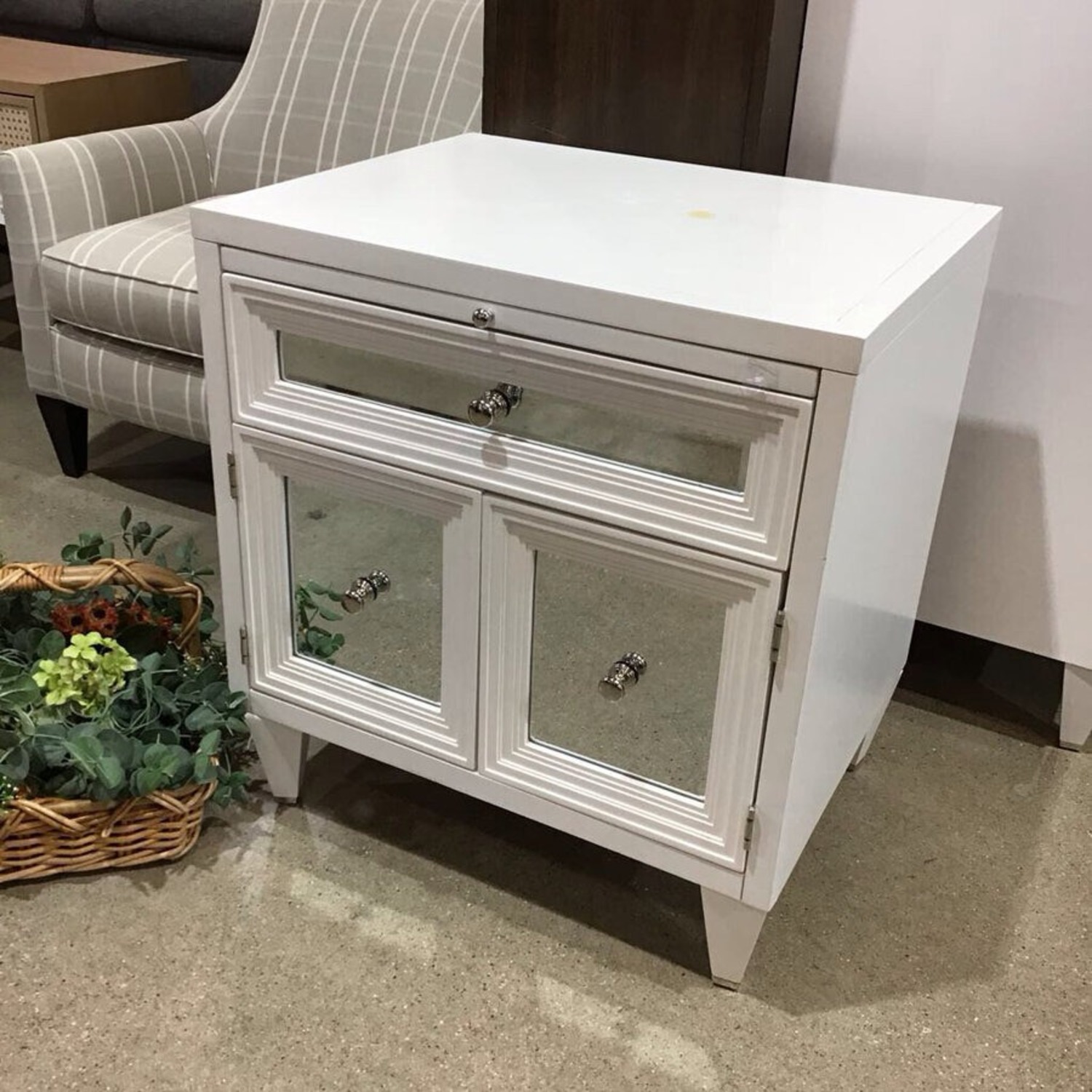 Z Gallerie Concerto Mirrored Nightstand - image-2