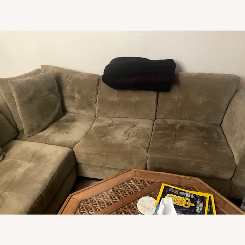 Used Sectional Sofa for sale on AptDeco