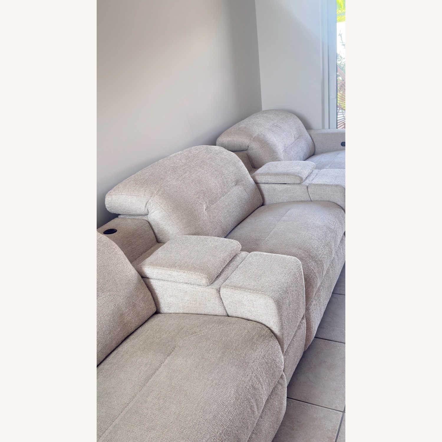 Rooms To Go 3+ Piece Sectional - image-4