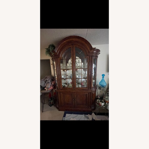 Used 2 PC China Cabinet with Light for sale on AptDeco