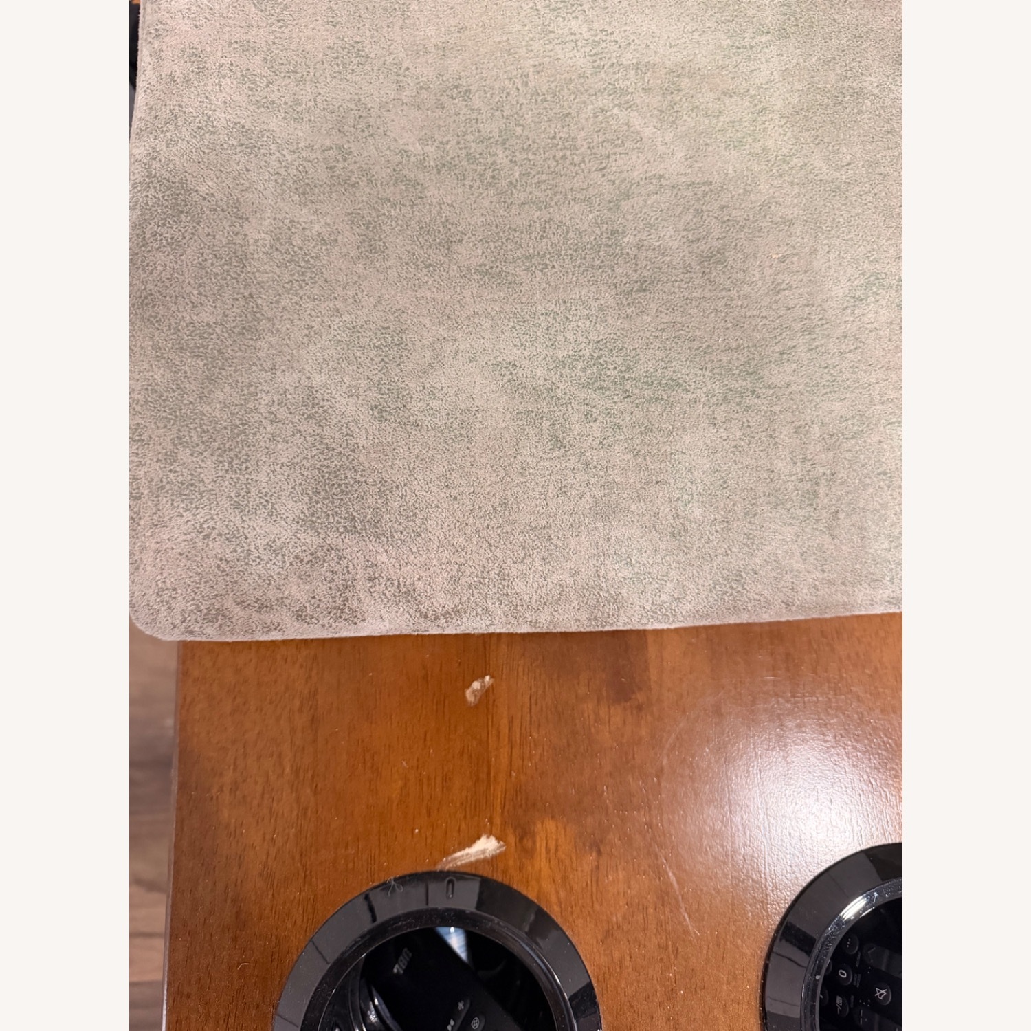 La-Z-boy Sectional  - image-3