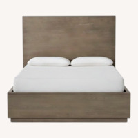  Living Spaces Platform Storage Bed 