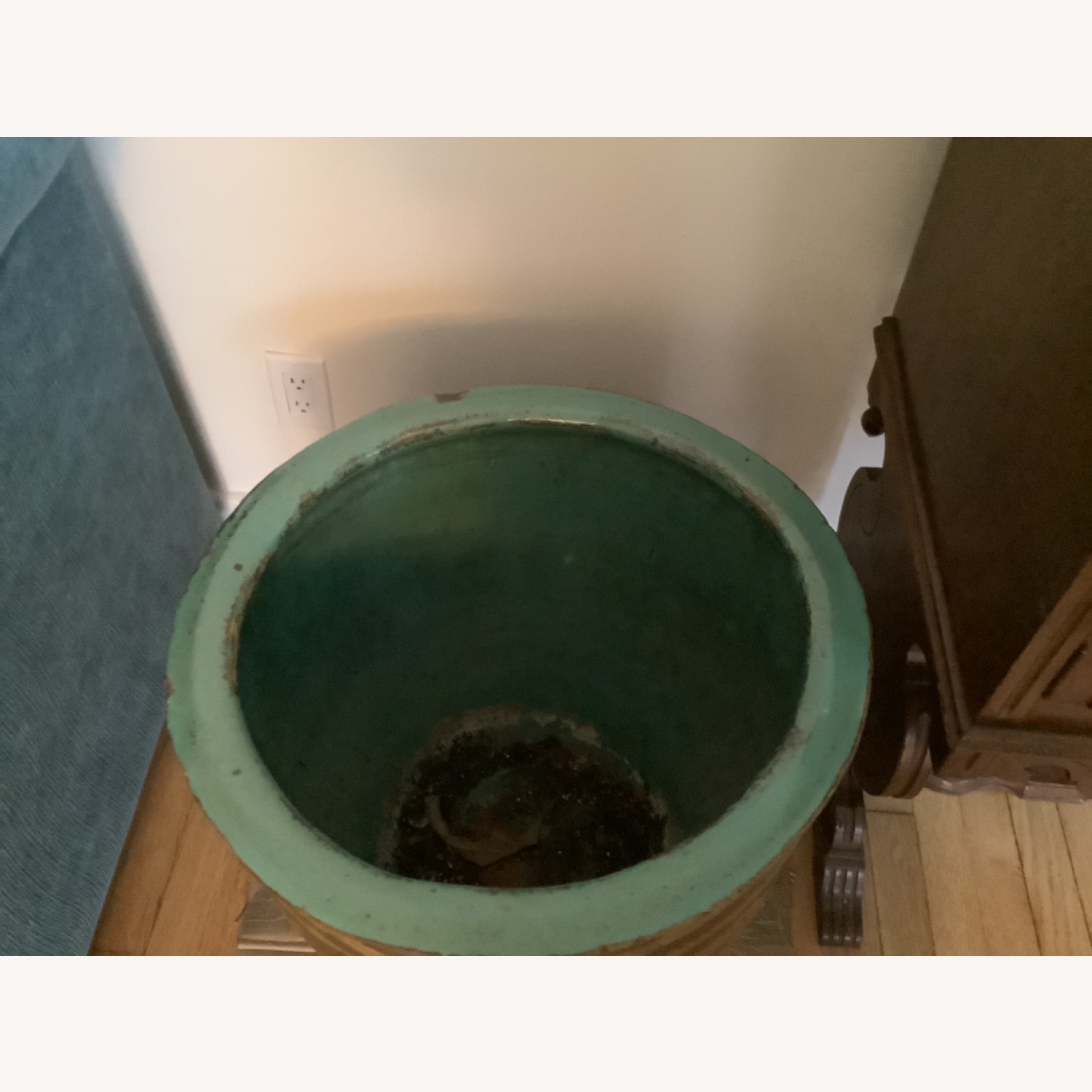 Vintage/Antique Dark Brown Ceramic Décor - image-3