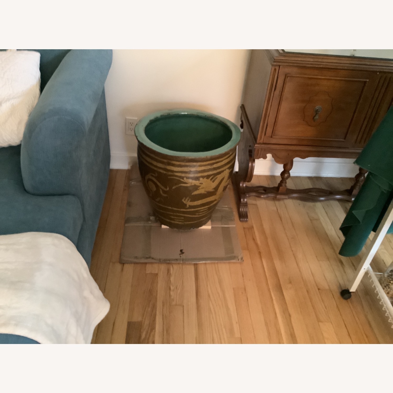 Vintage/Antique Dark Brown Ceramic Décor - image-2