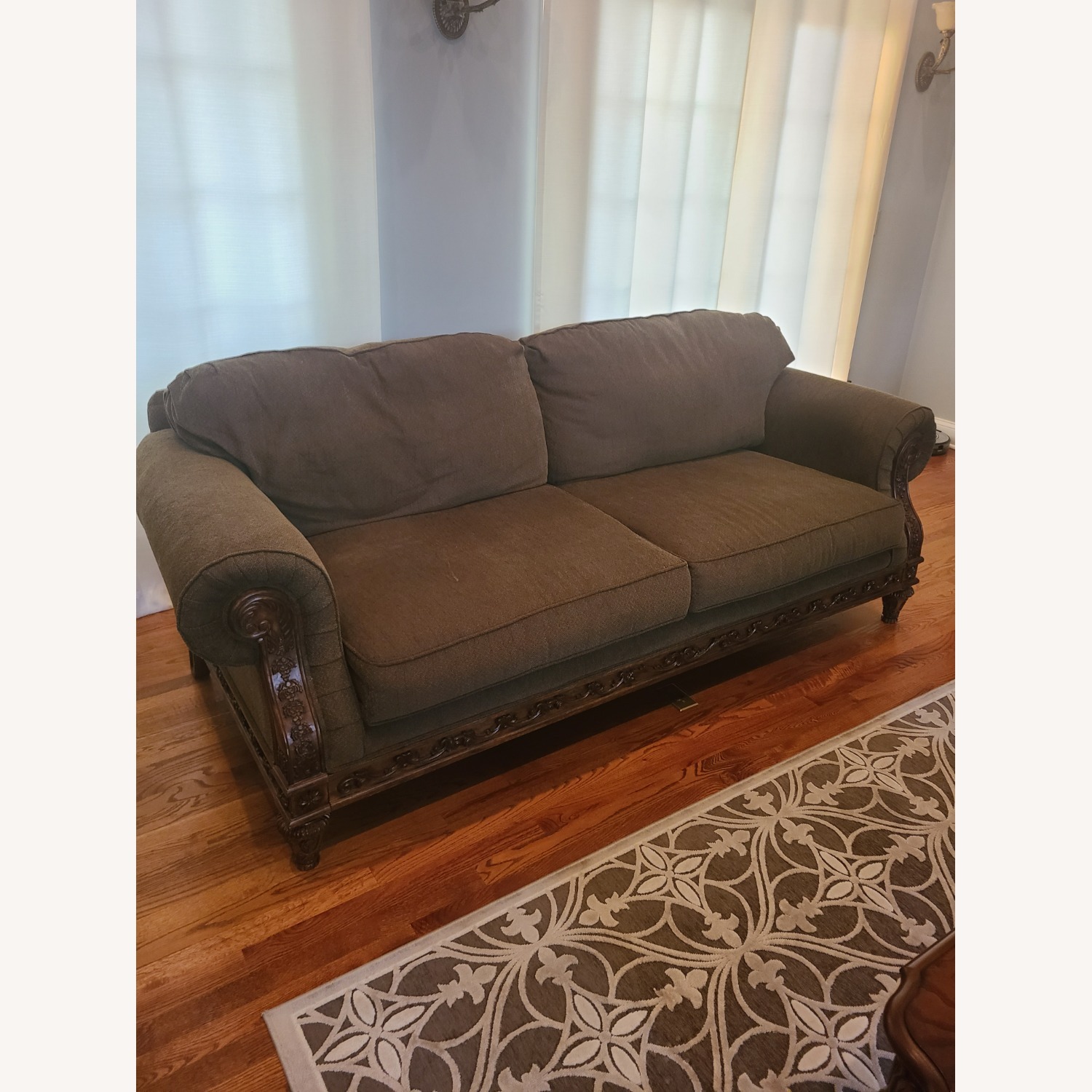 Broyhill Furniture Green Fabric 3+ Seater Sofa - image-2